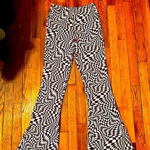Tilly’s Bellbottoms
